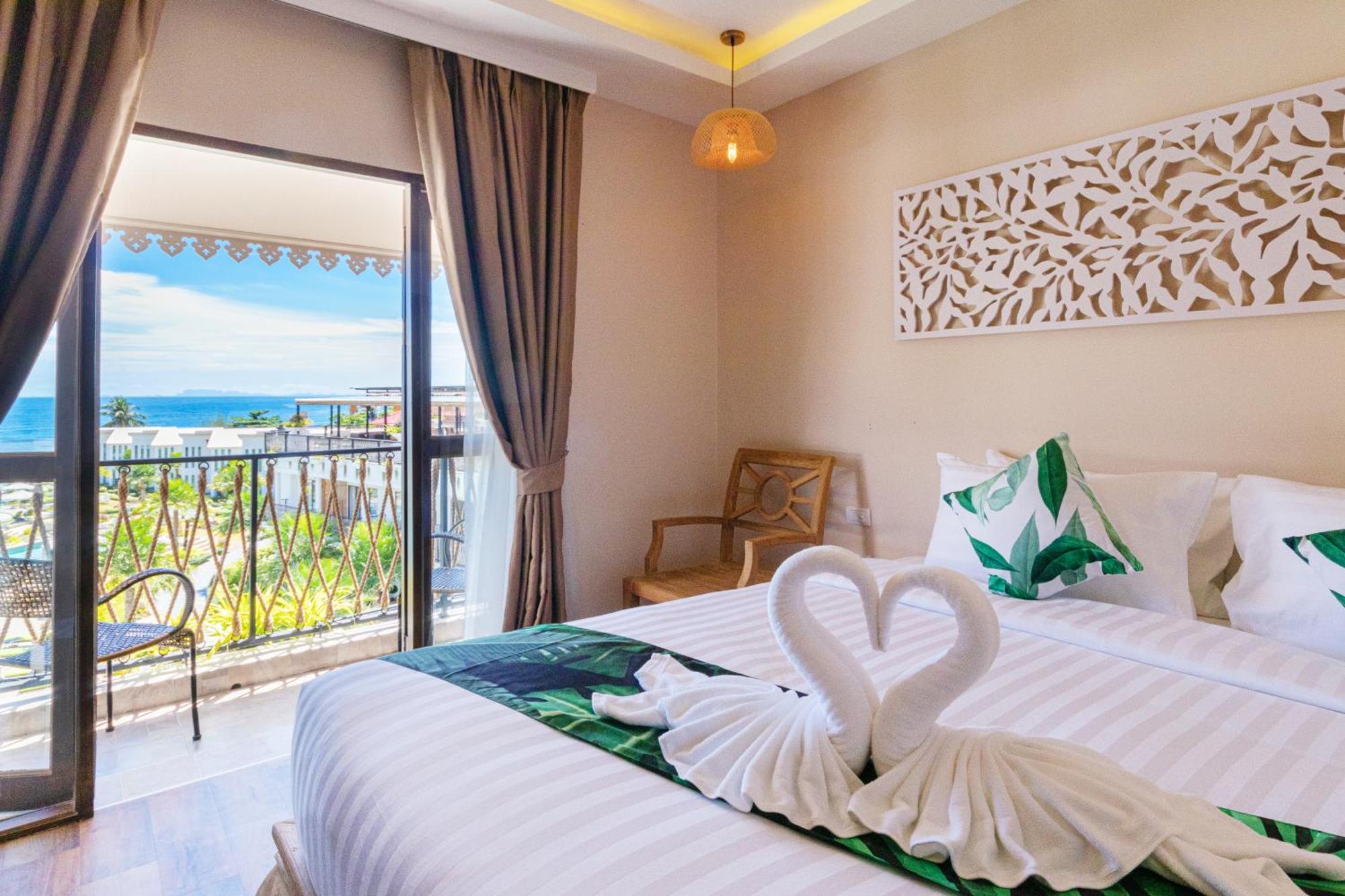 Vannee Golden Sands Beachfront Resort Хаад Рин Экстерьер фото